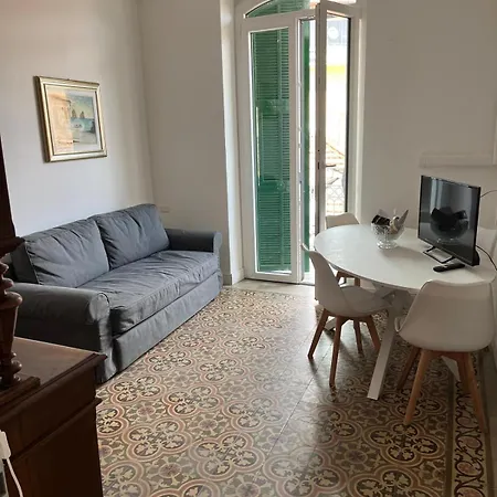 Casa Zeffiro 7 * Sanremo